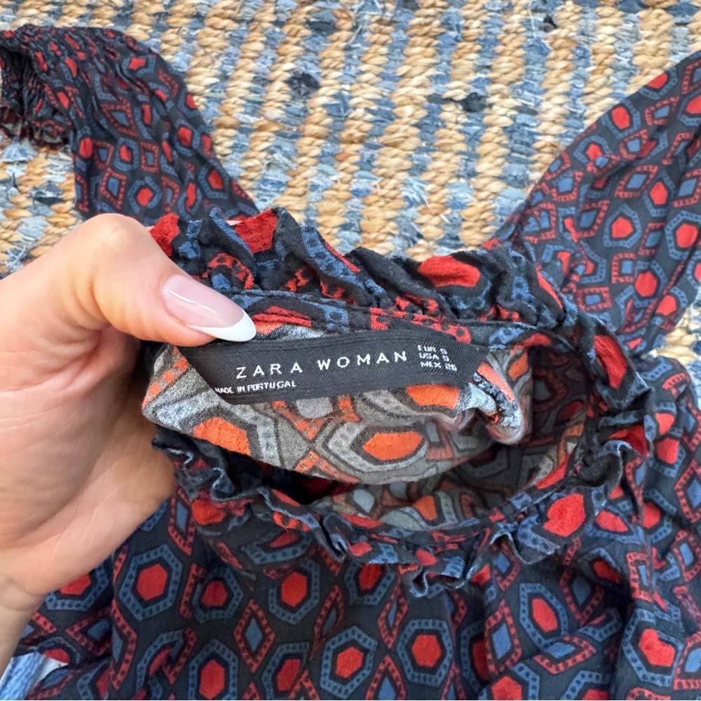 5/25$ Zara Geometric Patterned Shirt - Red and Blue - Picture 4 of 6